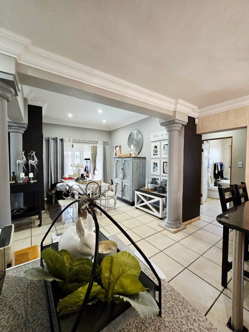 3 Bedroom Property for Sale in Wilkoppies North West